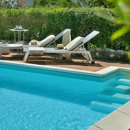 Modern Eingerichtete Mit Pool Direkt Am Вилла Кастильончелло