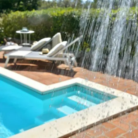 Modern Eingerichtete Mit Pool Direkt Am Castiglioncello