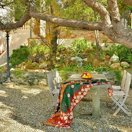 Modern Eingerichtete Mit Pool Direkt Am Villa